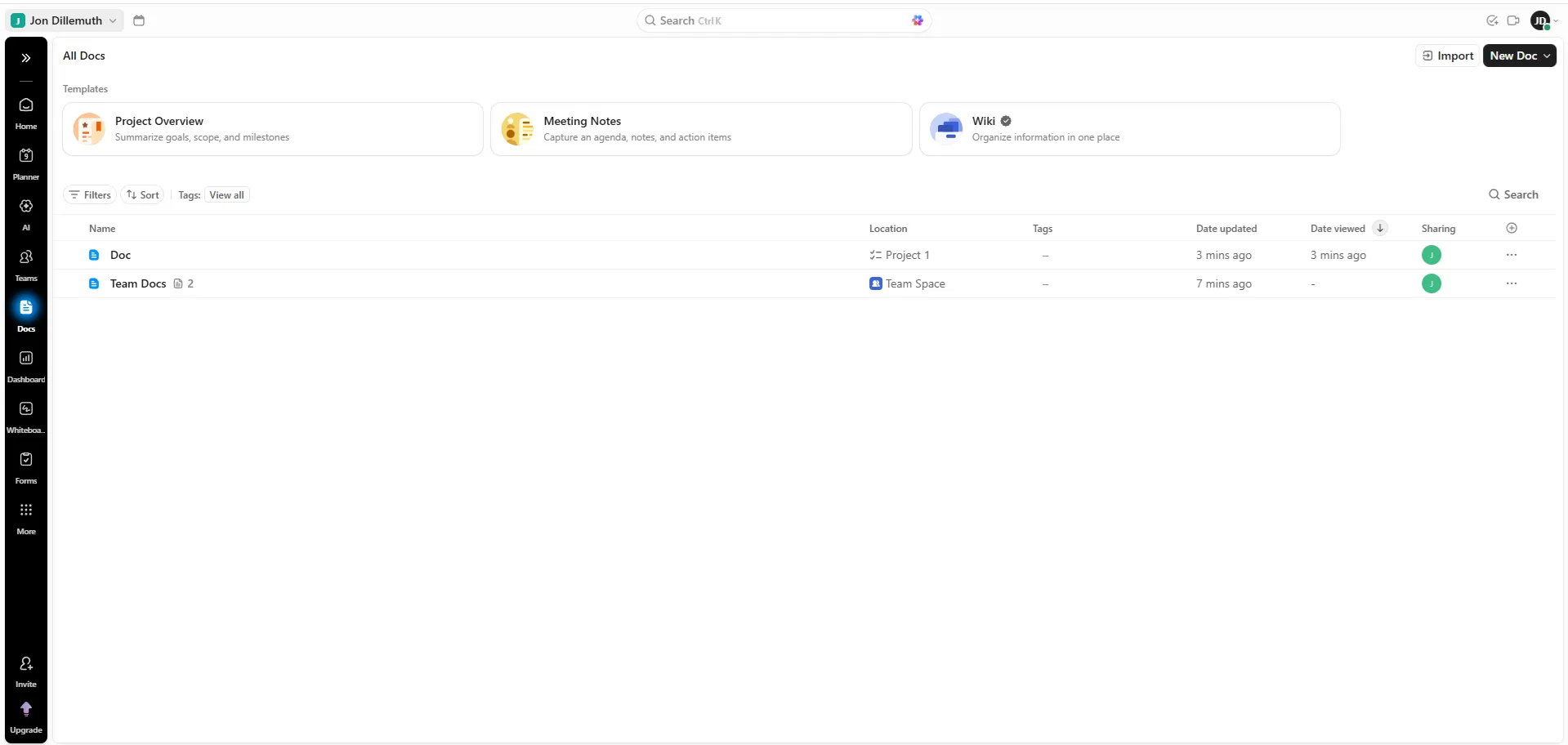 ClickUpin Docs-näkymä: dokumenttien hallinta suoraan ClickUpin sisällä, template gallery (Project Overview, Meeting Notes, Wiki) ja yhdistetty projektihierarkiaan