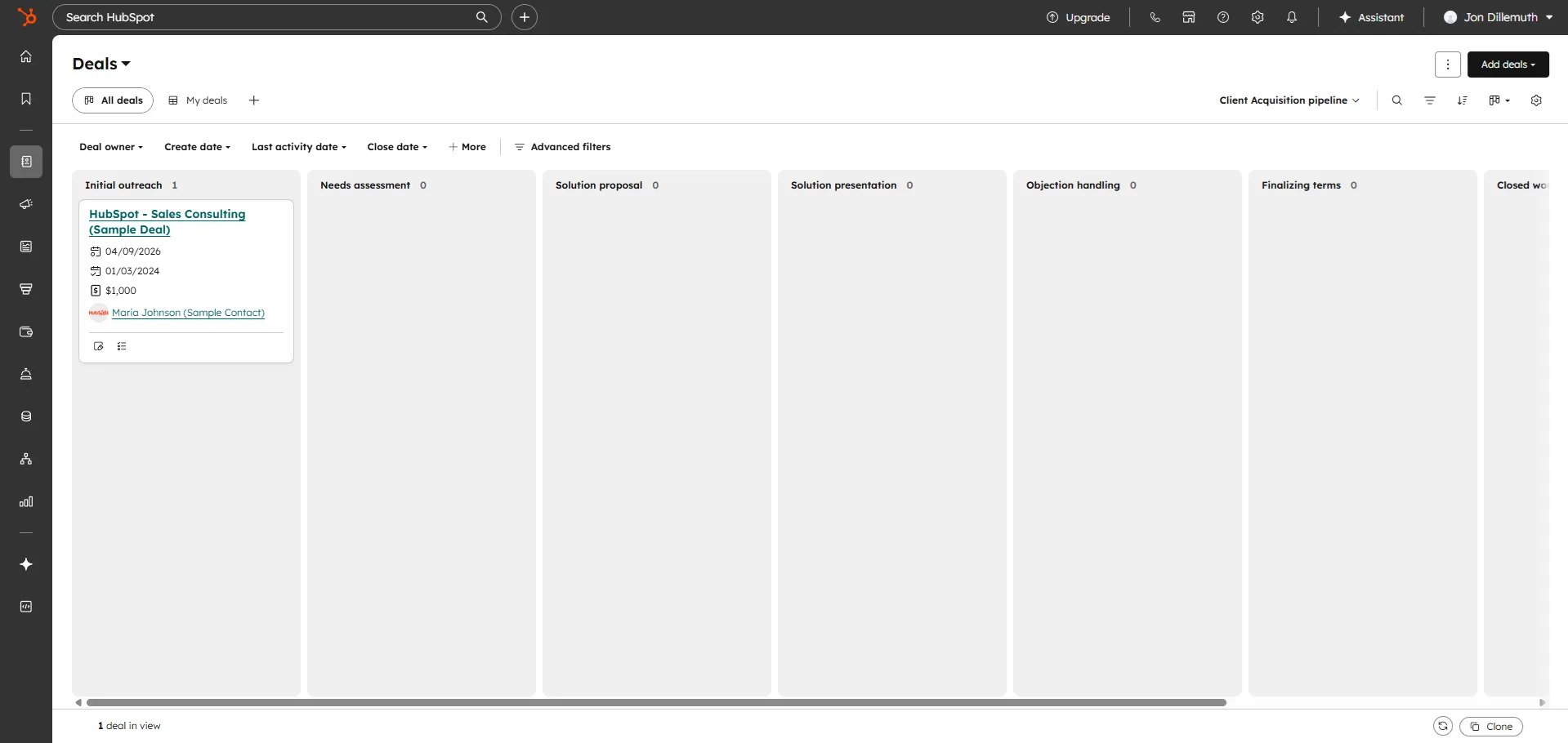 HubSpotin Deals-näkymä valmiilla Sales Pipeline -vaiheistuksella ja walk-through-ohjeilla